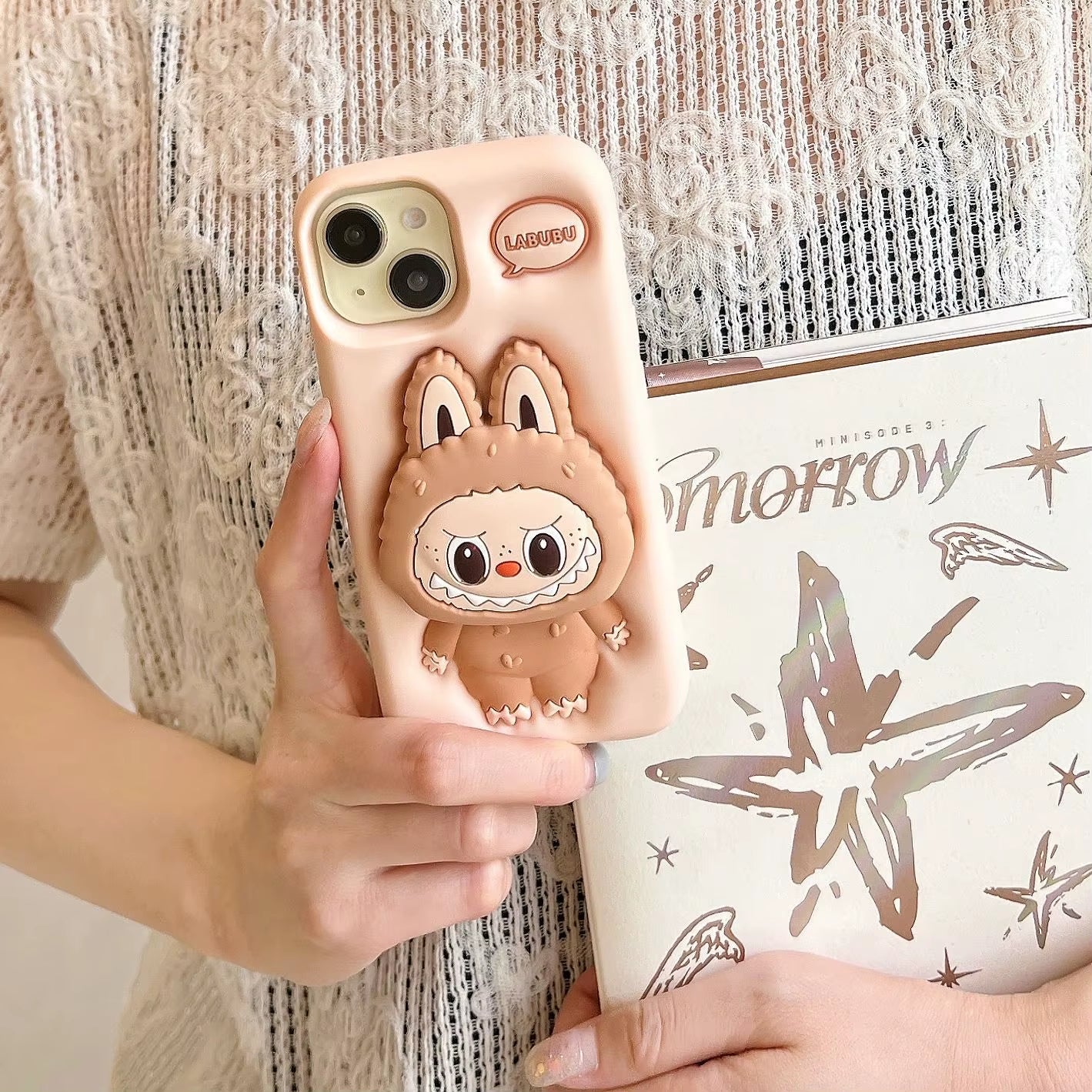 Hot Selling Latest Cute 3D Cartoon Silicone Phone Case for Iphone 16 Custom Labubu Design Stretch Bracket Phone Covers